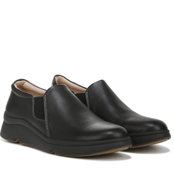 SOUL Naturalizer Lyrie Women's Slip On Shoes (Wide) - Picture 1 of 10